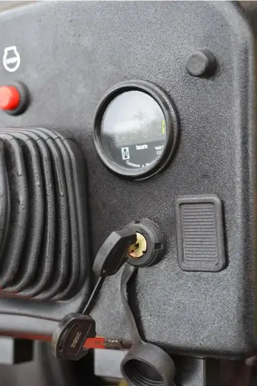 Минитрактор МТЗ Беларус 112H-01 с двигателем Rato R420E, фотография 6