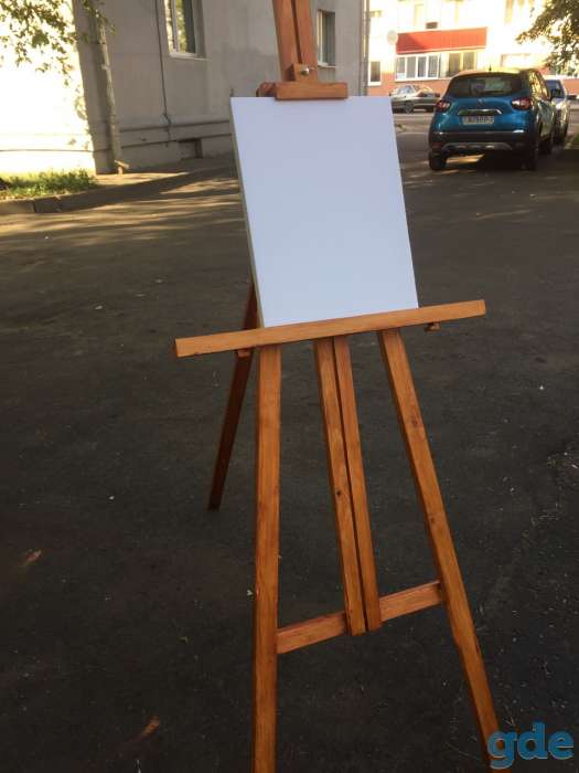 Мольберты,холсты для живописи, фотография 1