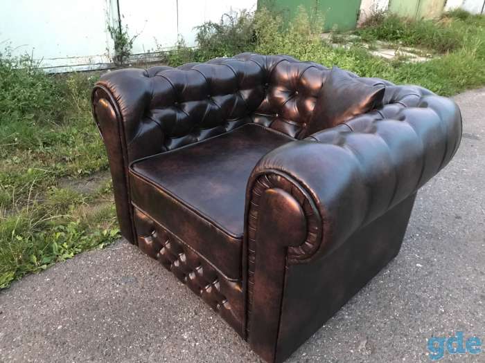 Кресло в каретной стяжке Chesterfield - новое!, фотография 4