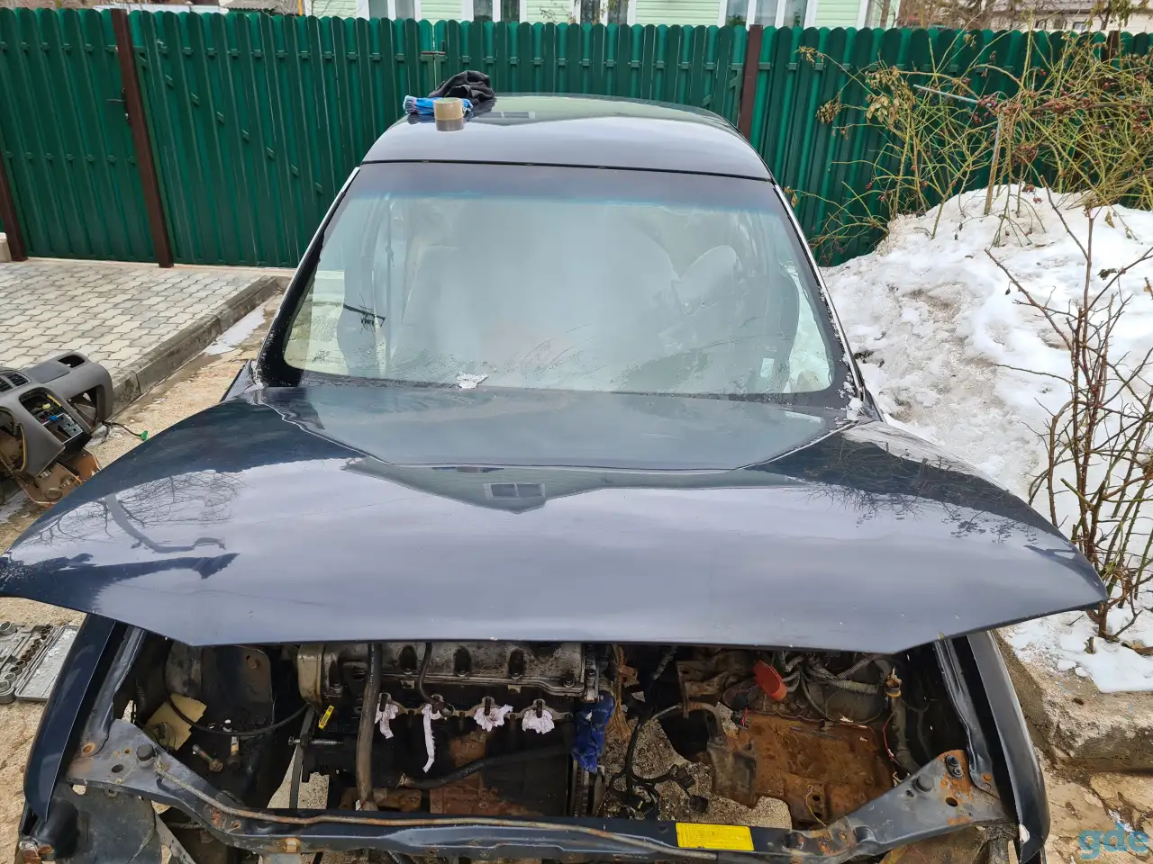 Капот Kia Clarus, фотография 2