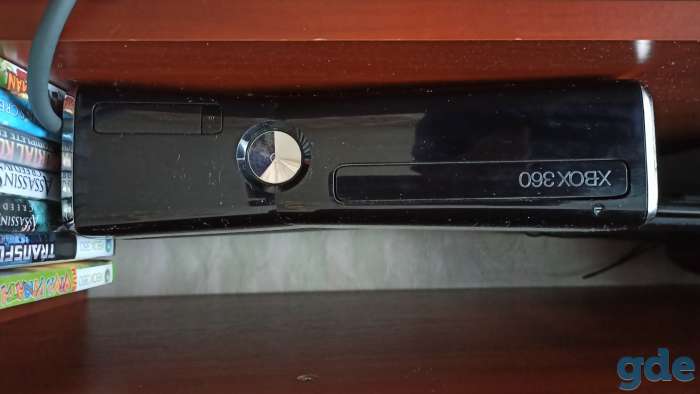 Xbox 360 s, фотография 1