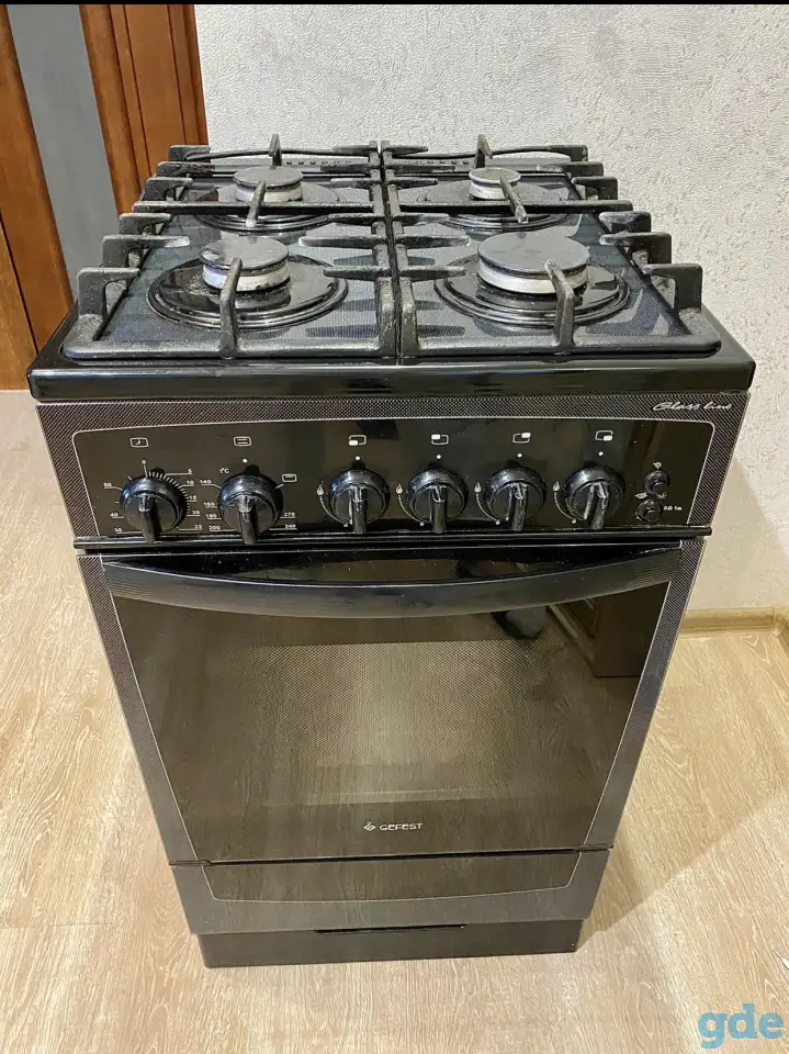 Продам газовую плиту Gefest. В отличном состоянии. Корпус из огнеупорного стекла. Размер 50 см., фотография 1