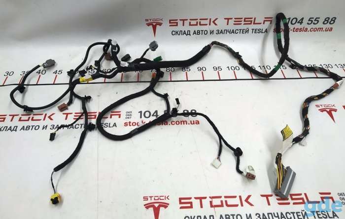 Зап. части для авто Tesla. Электропроводка сиденья пассажирского Tesla modelCF ASY,HRN,1RSEAT,, фотография 1