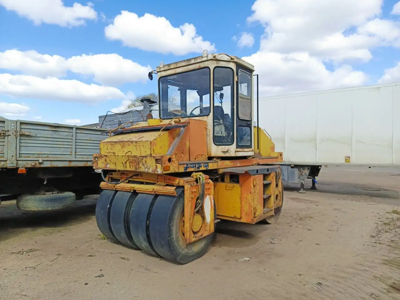 Продам комбинированный вибрационный каток ДС-31А, 2011 г.в., двигатель Д 243-285, фотография 3
