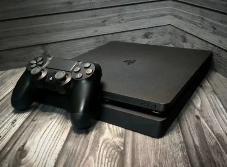 Игровая приставка Sony PlayStation 4 Slim 500Gb, фотография 1