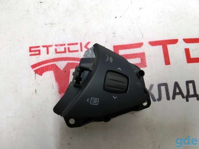 Зап. части для авто Tesla. Кнопка переключения (на руле) правая {MX_MSR}HF-RH Switch button (on, фотография 4