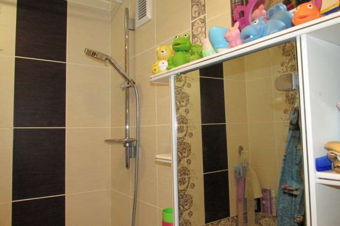 Продам 2-х комнатную квартиру на Набережной дом 27, фотография 6
