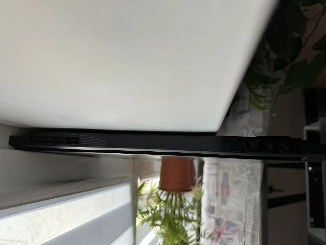 Ноутбук MSI Katana GF76 11UE-262PL, фотография 6