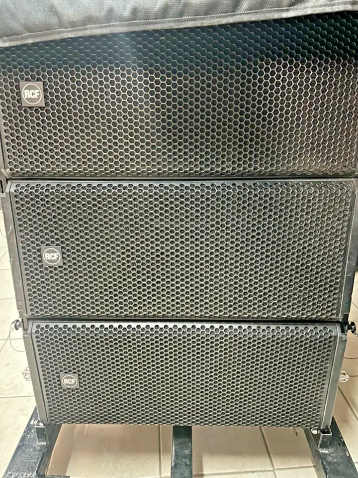 HDL 30-A Active Two-Way Line Array Module, фотография 1