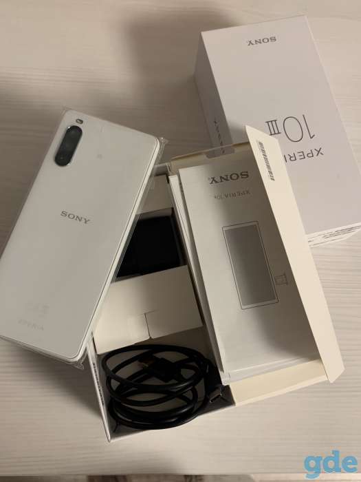 Телефон Sony Xperia 10 III, фотография 4