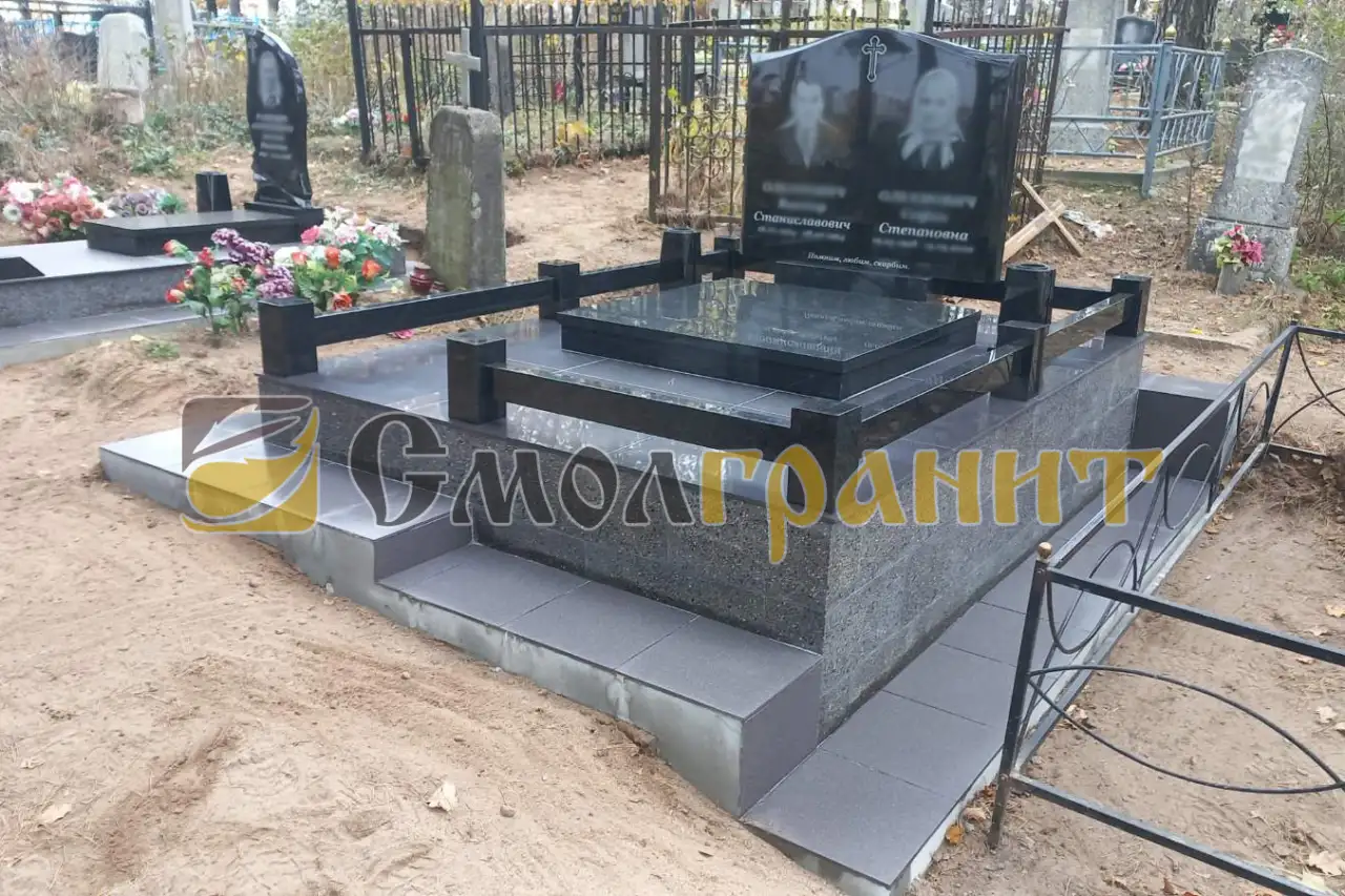 Гранитные памятники и мемориальные комплексы, фотография 4