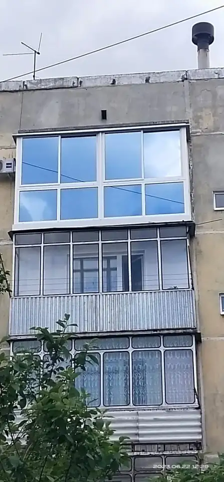 Остекление балконов, окна на балкон, фотография 1