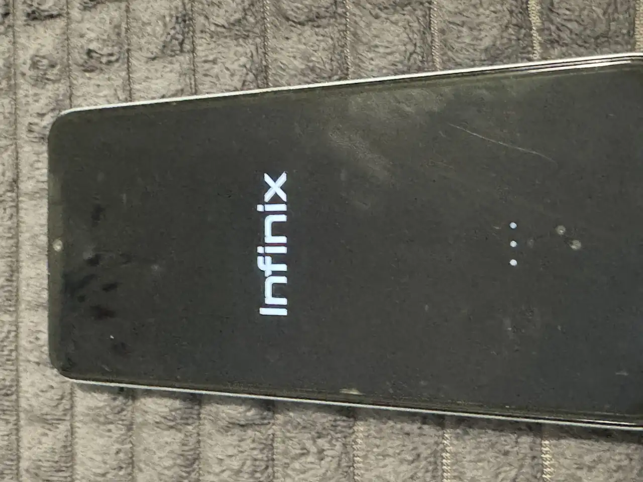 Мобильный телефон INFNIX HOT 30I, фотография 1