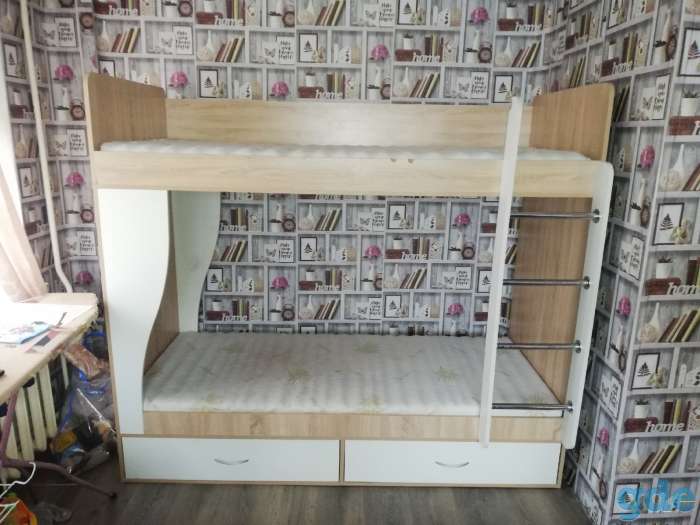 Продам кровать детскую двухъярустную, фотография 1