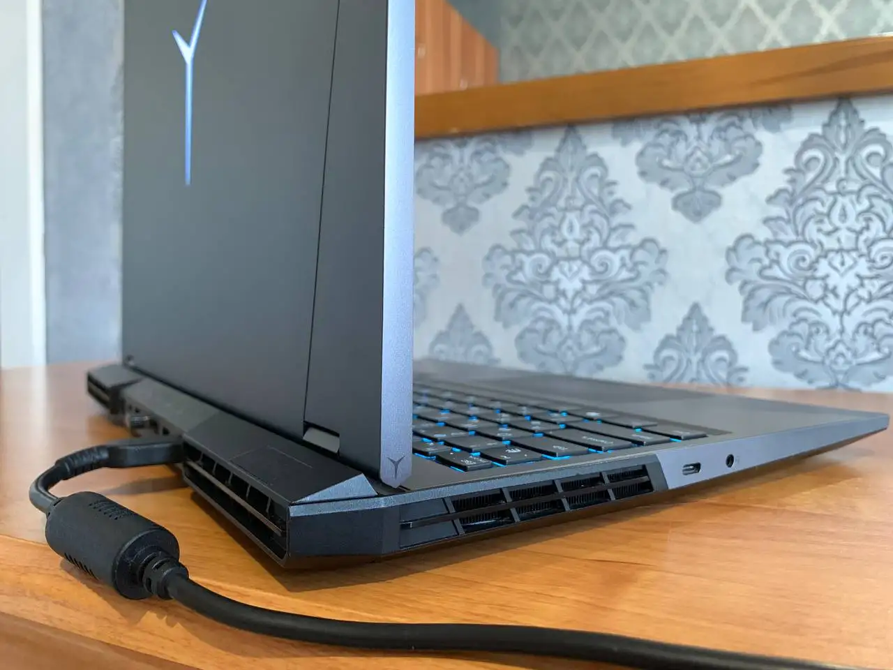 Ноутбук Lenovo Legion 5 PRO, фотография 3