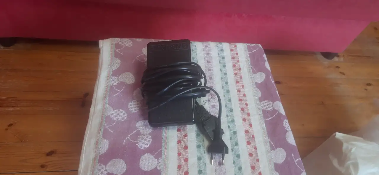 Продам швейную машинку, фотография 10