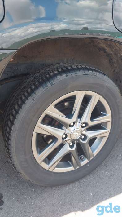 LEXUS LX570 III рестайлинг, фотография 5