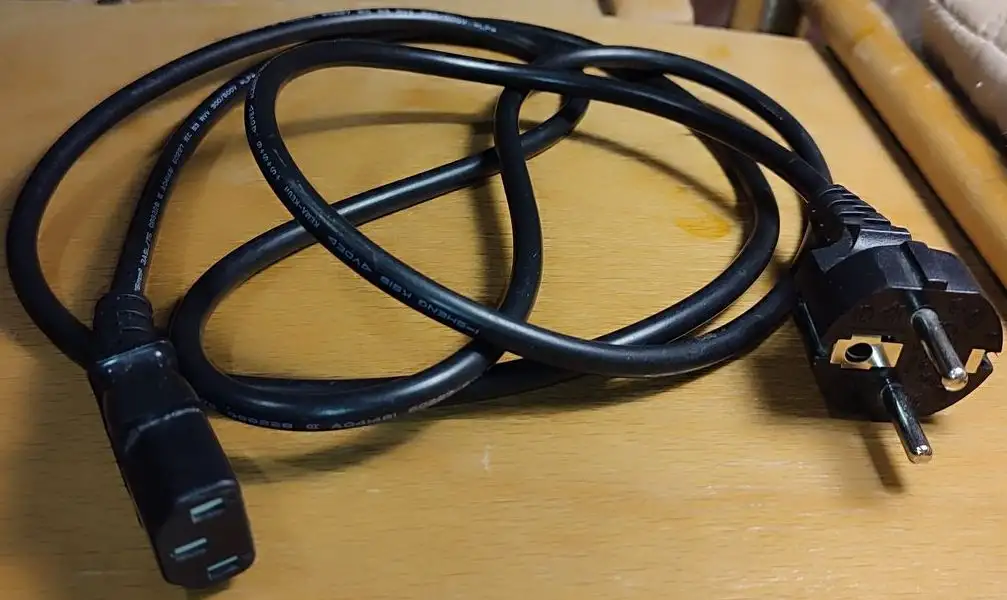 Кабель питания 220v-CPU, фотография 5