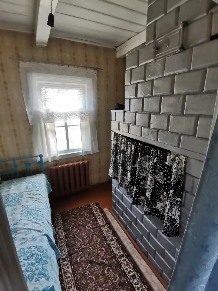 Продажа дома в деревне с хоз. Постройками и большим огородом. Рядом озеро с рыбой и лес с ягодами и грибами., фотография 11