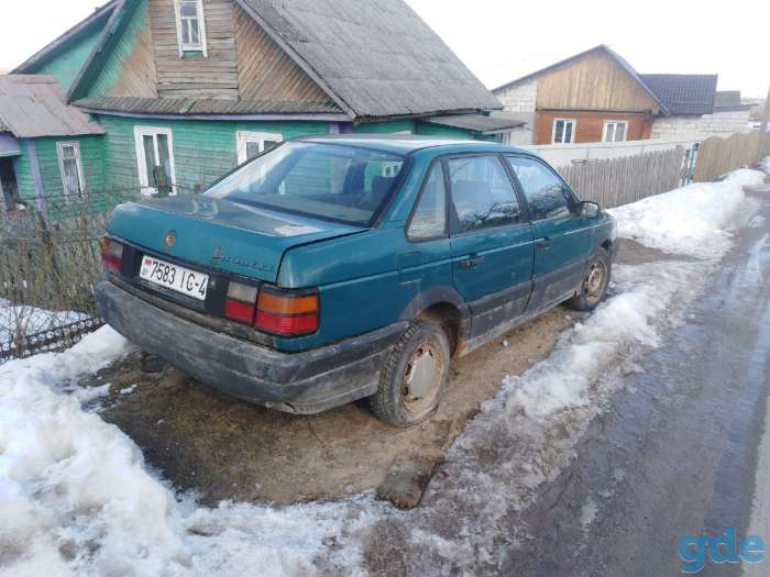 Машина Volkswagen Passat B3, фотография 3