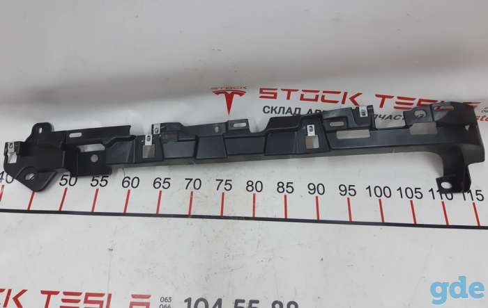 Зап. части для авто Tesla. Направляющая панели багажного отделения правая Tesla model XCC ASY, B, фотография 1