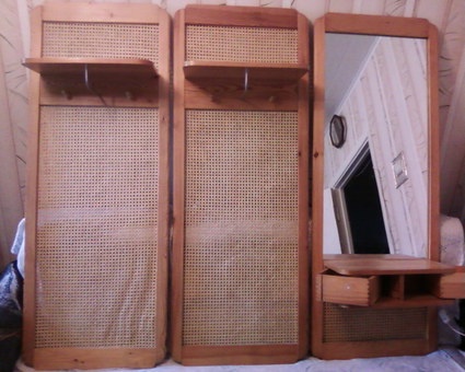 Вешалка настенная, 3 предмета, натуральное дерево, плетеная соломка. 550000руб, торг., фотография 1