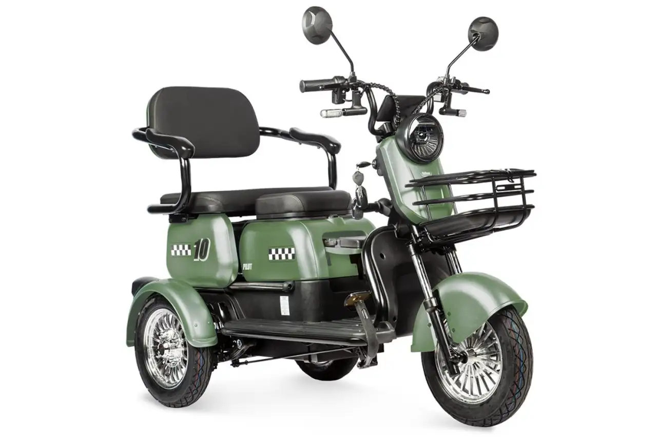Трицикл rutrike пилот, фотография 1