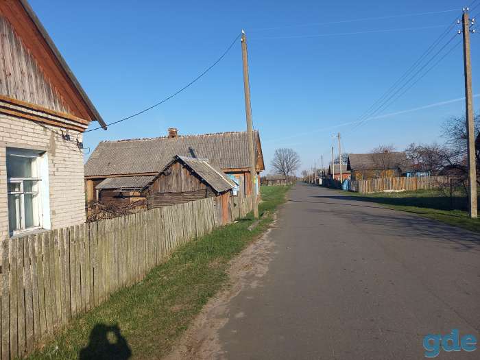 Кирпичный дом в деревне, фотография 3