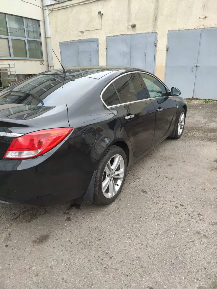 Автомобиль OPEL INSIGNIA, фотография 4