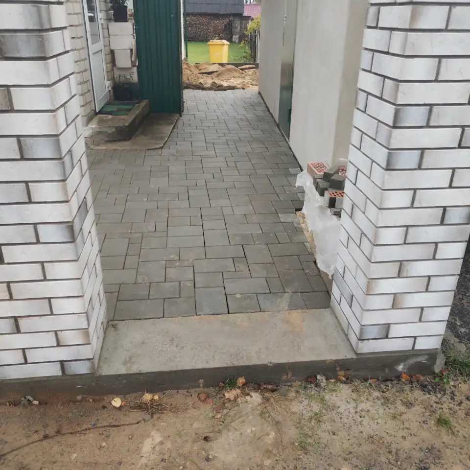 Укладка тротуарной плитки, фотография 3