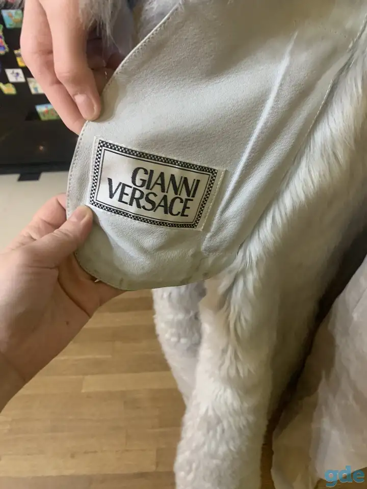 Продам оригинал Versace  дубленку женскую новую, фотография 5