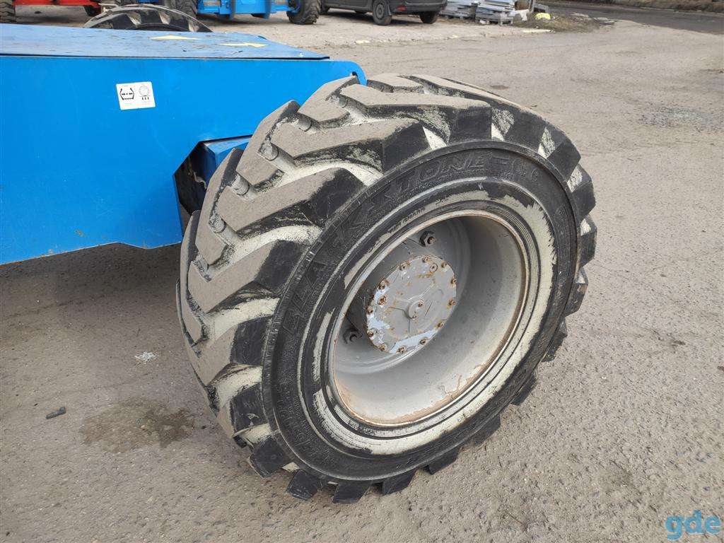 Аренда телескопического подъемника Genie S85 4x4, фотография 9