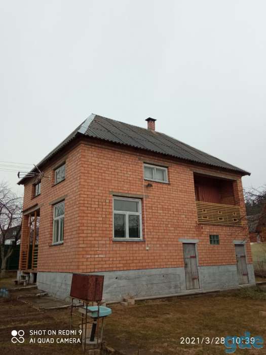 Нужны: подшивка крыши, замена отмостки, фотография 3