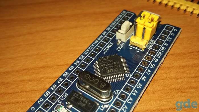 Системная плата STM32F103C8T6, фотография 1
