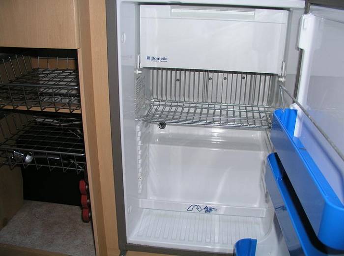 Продам дом на колёсах Sterckeman Skarlet 750кг!!!, фотография 4