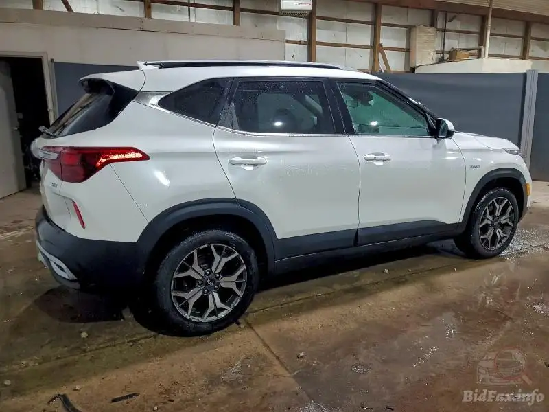 Kia seltos 2022 KNDERCAA4N733358O KNDERCAA4N7333580, фотография 3