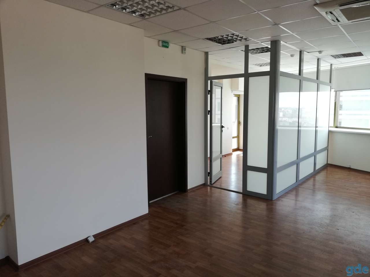 Сдаем в аренду 62,8 м.кв. в БЦ Титан (прямая аренда), фотография 3