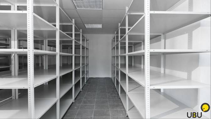 Металлические стеллажи, настилы, полки, выставочные стенды, фотография 2