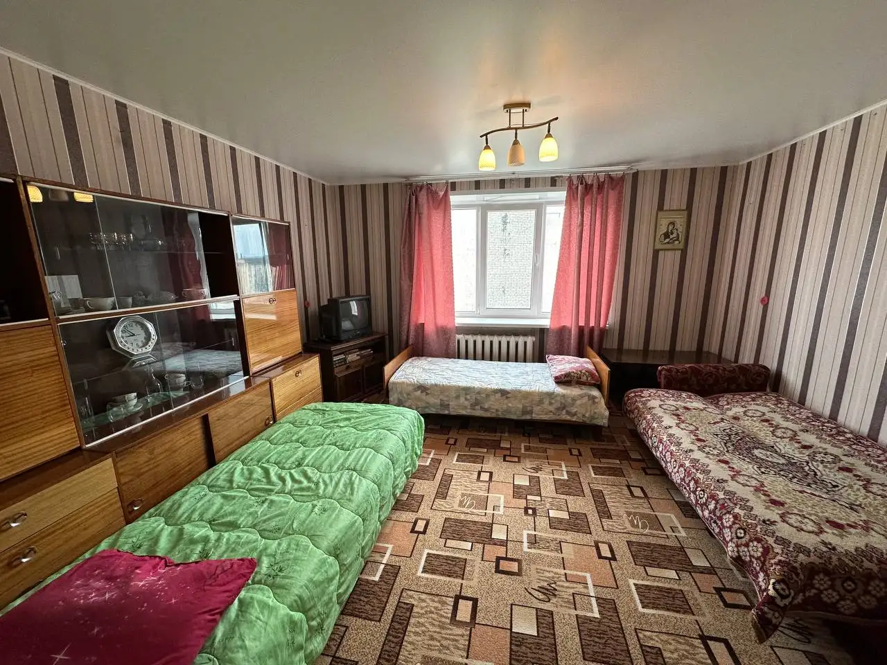 Квартира на сутки в Петрикове, Коммуническая, 1, фотография 3