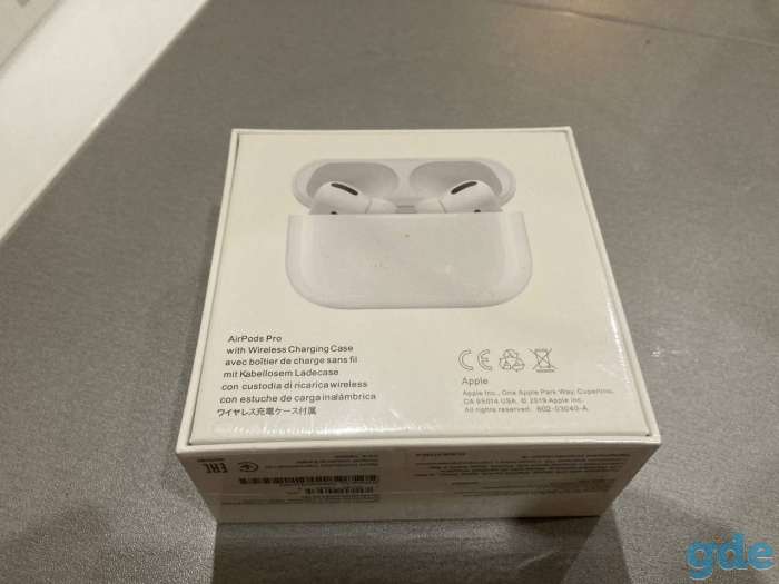 AirPods Pro, фотография 1