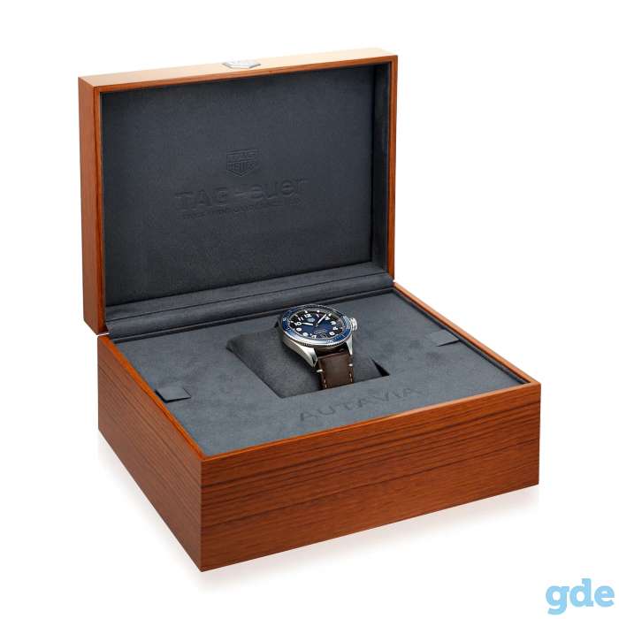 TAG HEUER Autavia Calibre 5 COSC 42mm Mens Watch WBE5116.FC8266, фотография 7