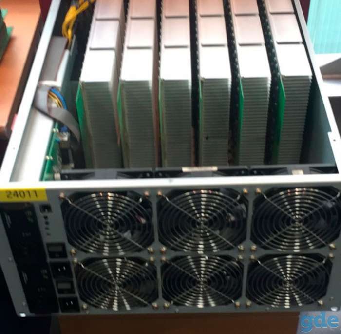 Майнер Bitfury B8 (SHA-256 Miner 50TH/s), фотография 2