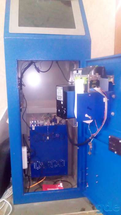 Продается вендинговый аппарат по приему платежей от населения по типу Qivi термінал., фотография 1