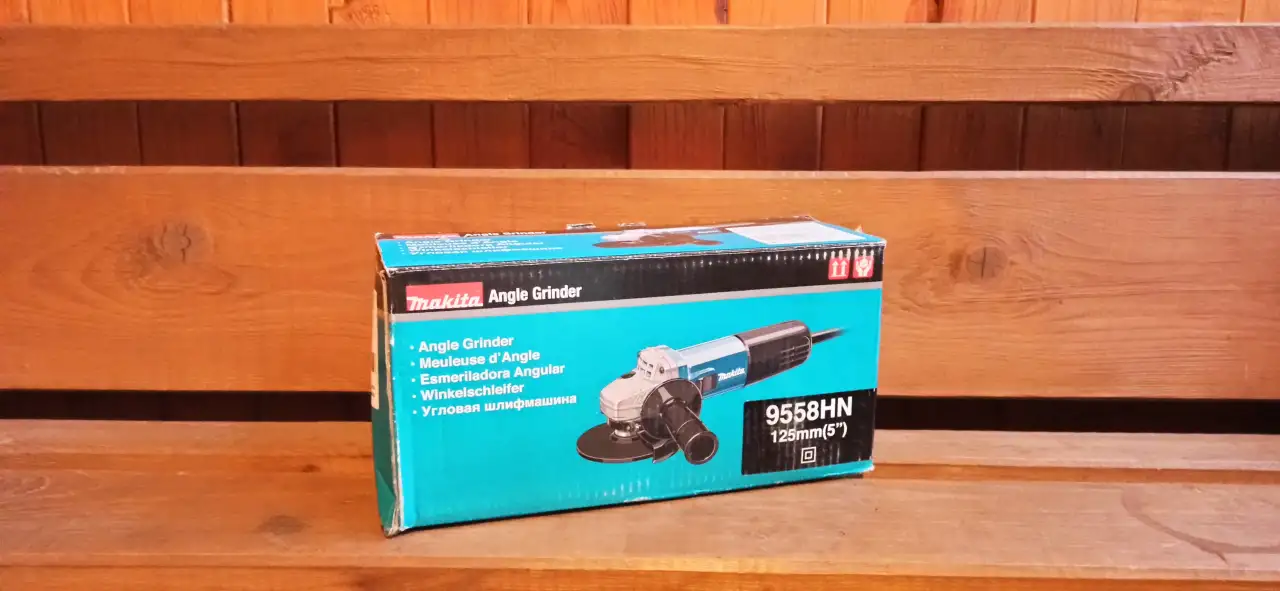 Болгарка Makita 9558HN, фотография 1