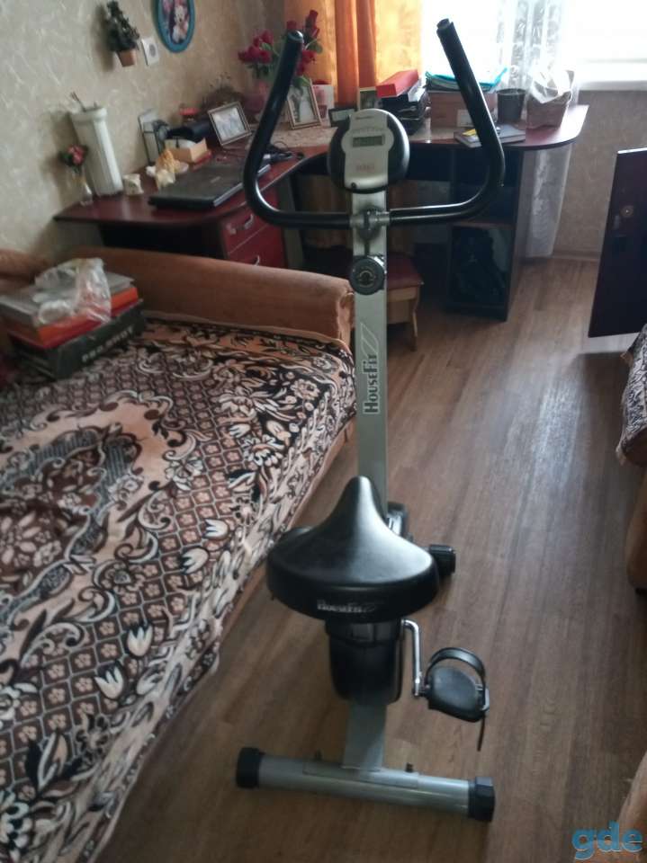 Велотренажёр HouseFit, фотография 3
