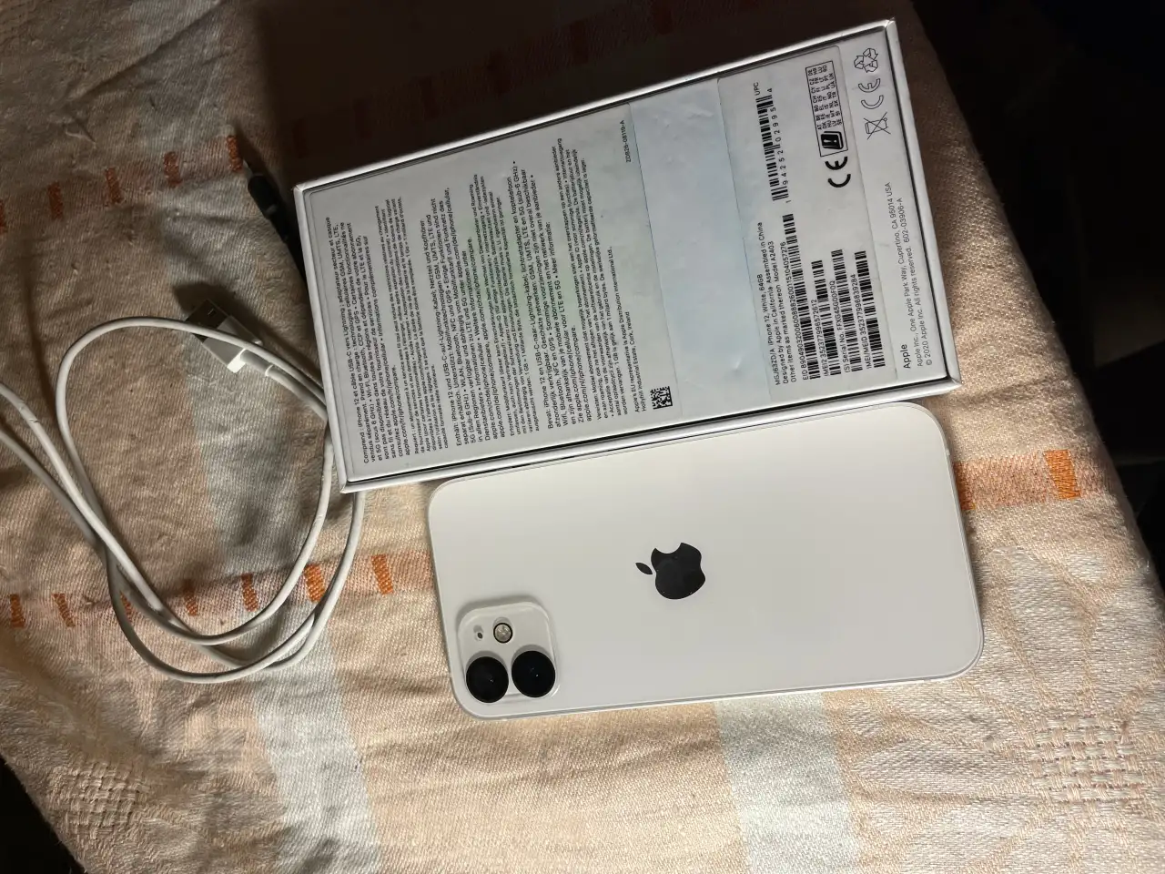 iPhone 12 64 ГБ, фотография 8