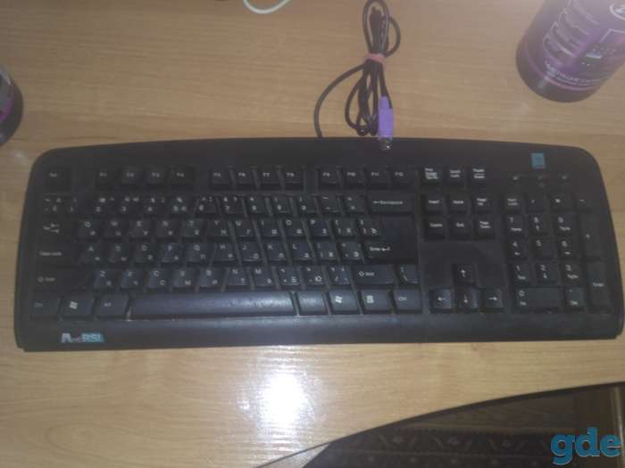 Продам компьютерную клавиатуру б/у, фотография 1