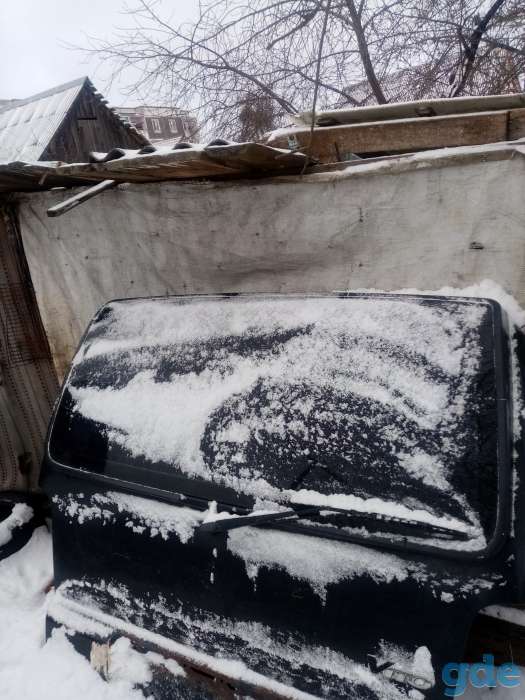 Крышка багажника уширинная на мерс Vito W638, фотография 2