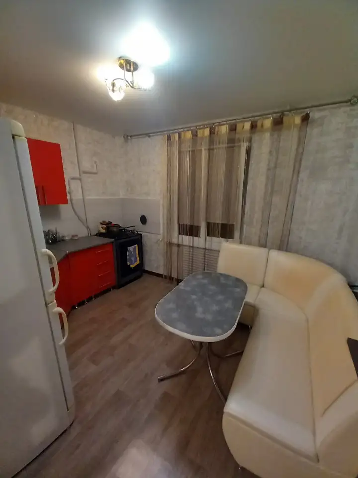 Квартира на сутки посуточно, Строителей 31, фотография 9