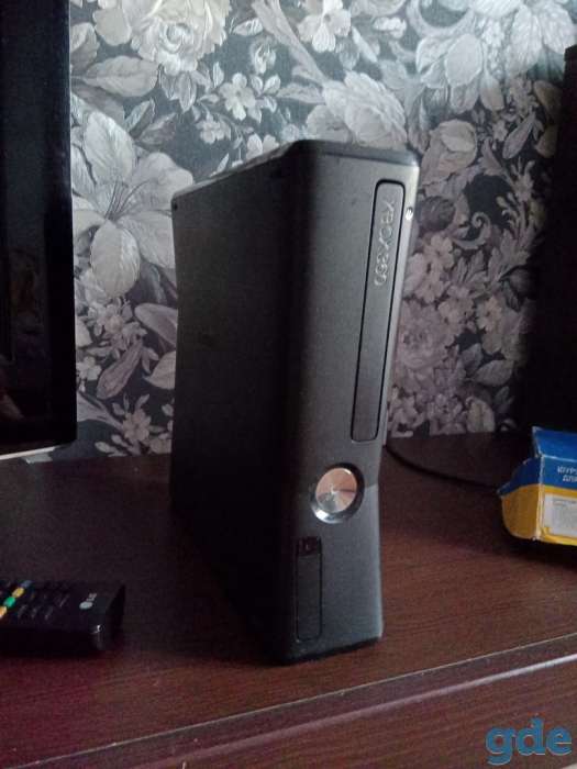 Xbox 360 (Slim) Freeboot, фотография 2
